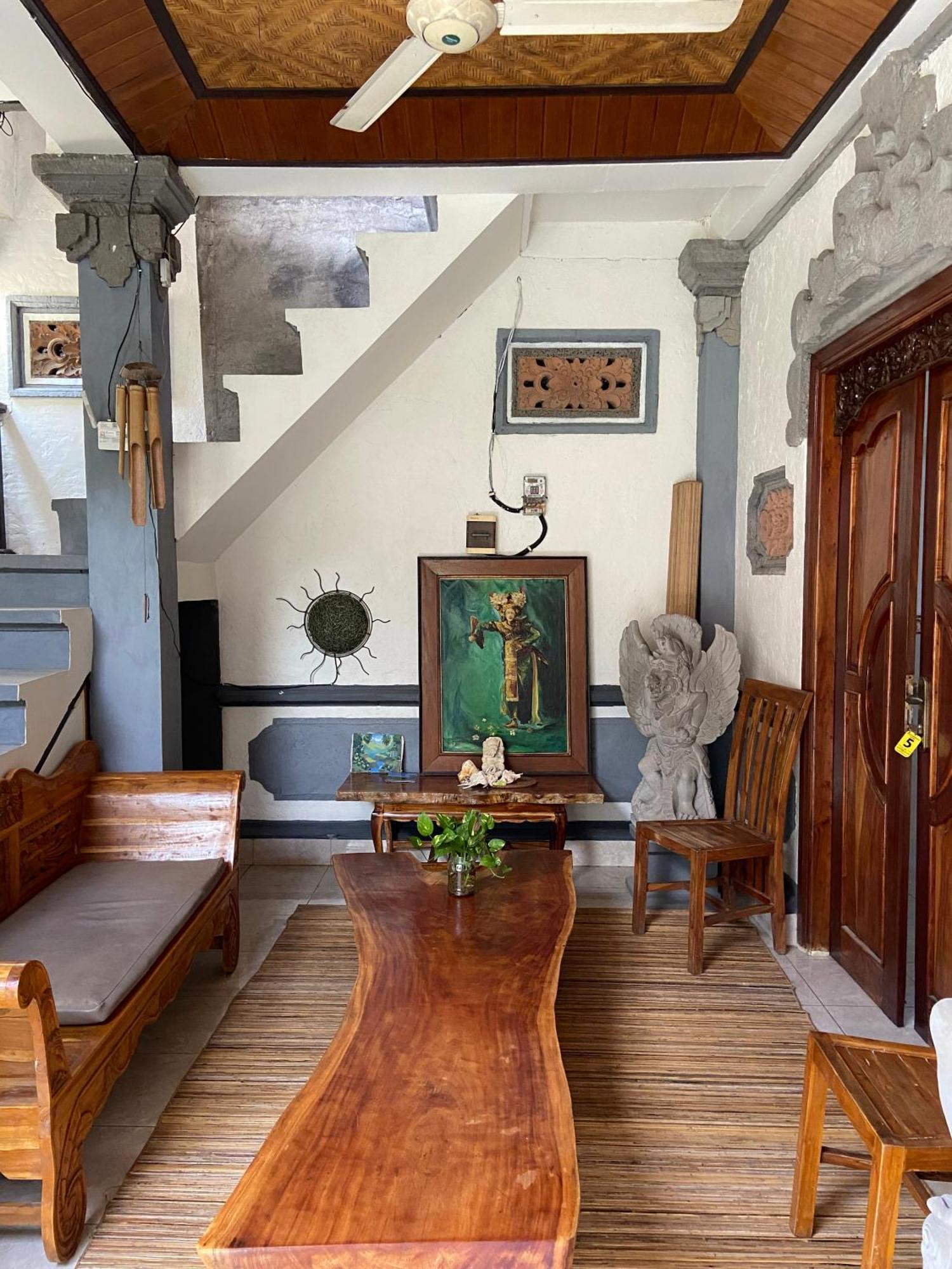 Bagus Homestay Падангбай Екстериор снимка